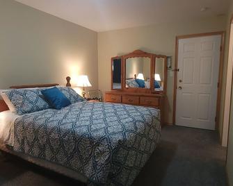 Newcastle Country Inn - Drumheller - Bedroom