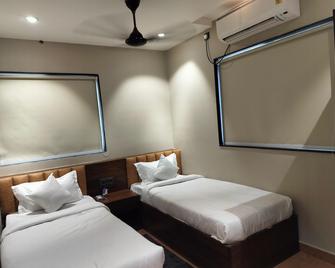 Ambient Rooms - Sambalpur - Bedroom