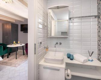 Kampanel 10 - Hvar - Baño
