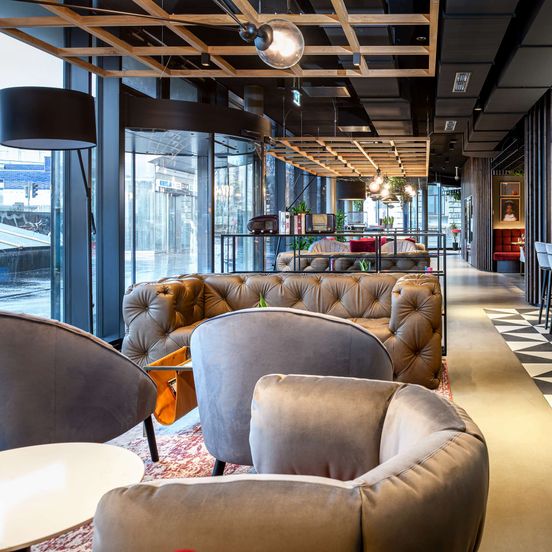 Bar view of Radisson Red Hotel, Vienna