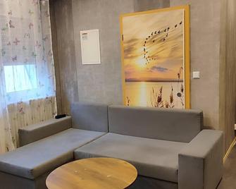 Unique vacation apartment for 1 to 3 people - Butzbach - Wohnzimmer