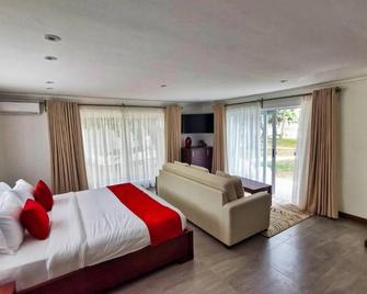 Searenity Beach Villa - Diani Beach - Bedroom