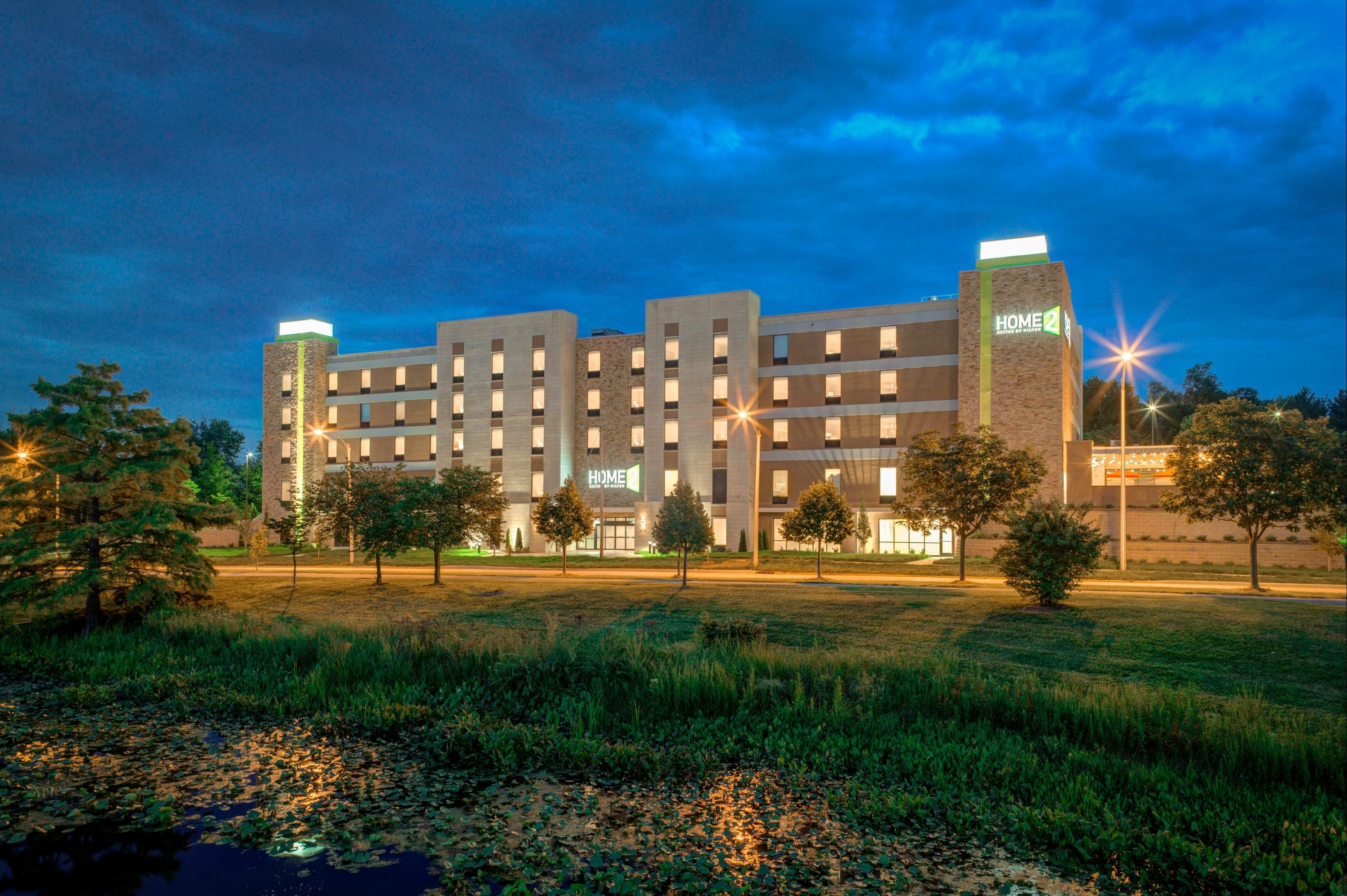 Home2 Suites by Hilton Bloomington, IN - Bloomington - Gebäude