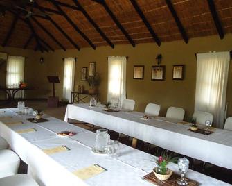 Phokoje Bush Lodge - Selebi-Phikwe - Restaurant