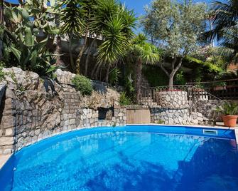 L'Ulivo Resort - Vico Equense - Pool