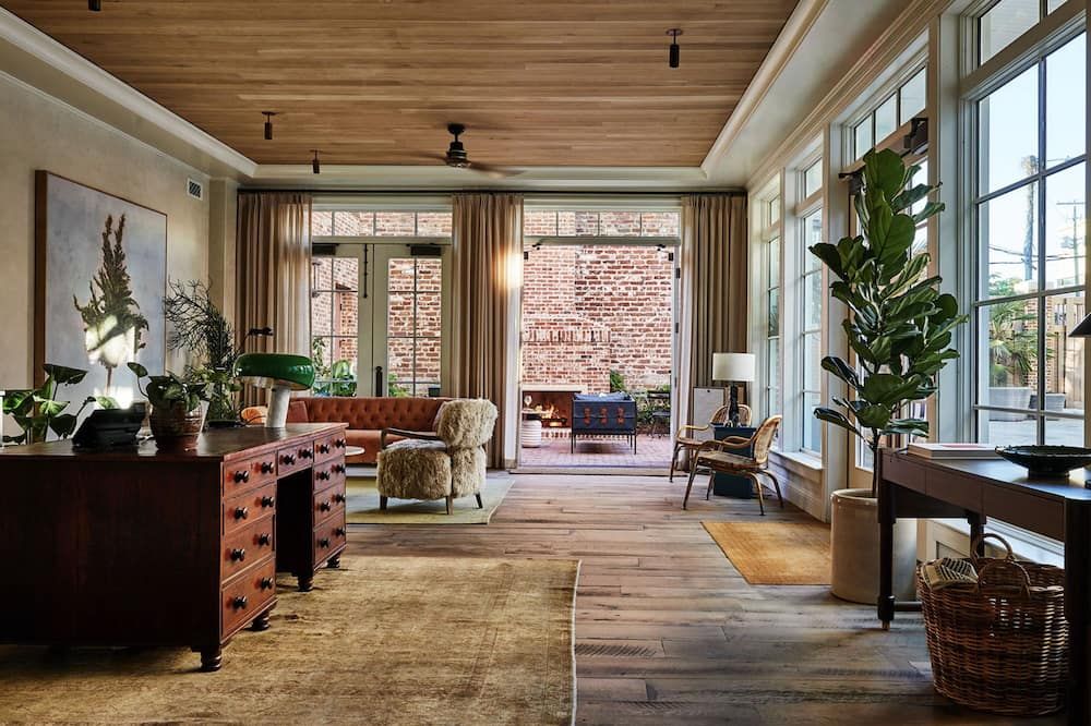 The Pinch Hotel - Charleston - Living room