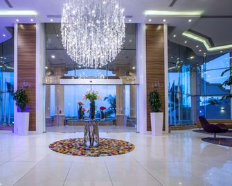 Radisson Blu Plaza Hotel, Jeddah - Jeddah - Lobby
