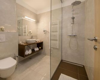 Hotel Rotondo - Trogir - Casa de banho