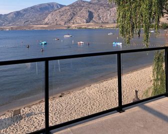 Richter Pass Beach Resort - Osoyoos - Balcony
