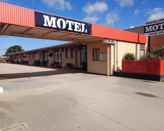 Travellers Rest Motel - Bairnsdale - Building