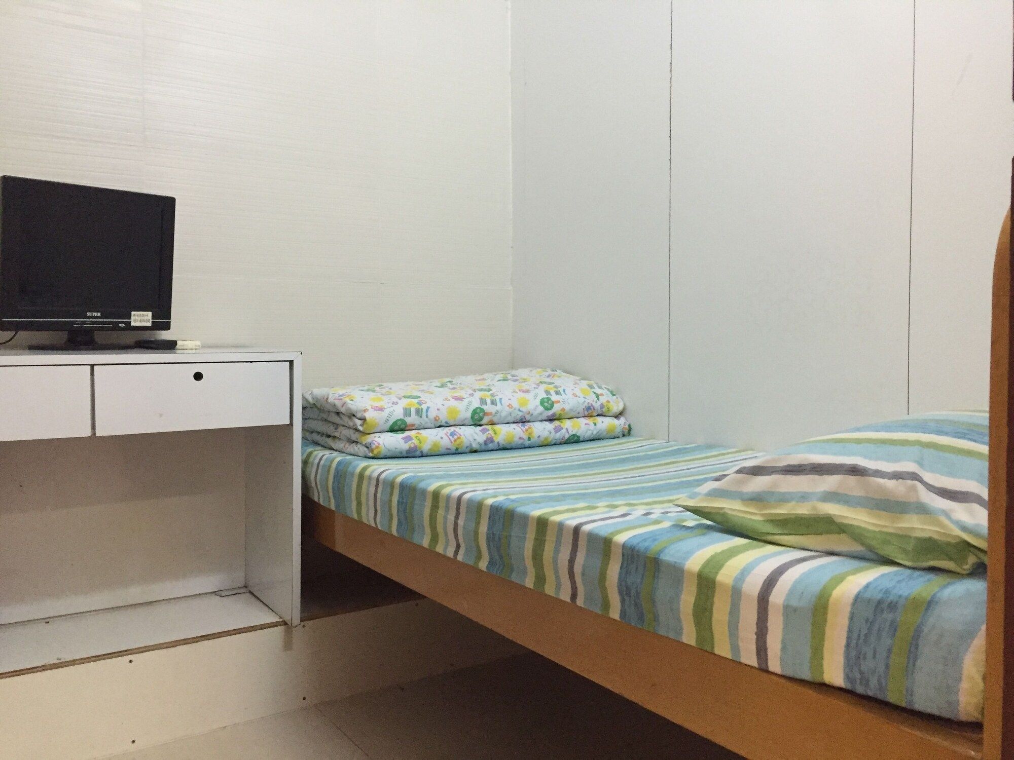 Dragon Hostel Hong Kong