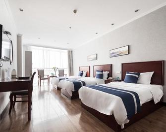 Greentree Inn Changzhou Dinosaur City Qingyang North Road Business Hotel - Changzhou - Bedroom