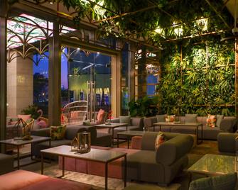 Intercontinental Dubai Festival City, An IHG Hotel - Dubai - Restaurant