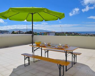Ocean Terrace House By Azores Homemade - Ribeira Grande - Balcón