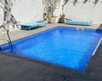Stylish large house with heated pool in historic village - Bize Minervois - Pool