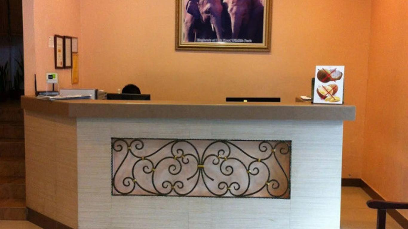 Seri Borneo Hotel