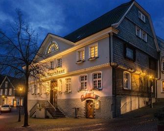 Hotel Rosenhaus Garni - Velbert - Gebouw