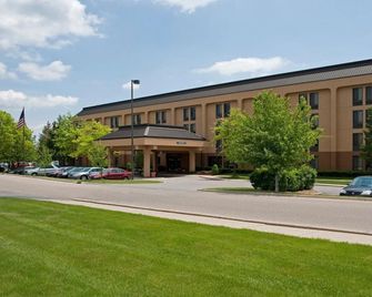 Ann Arbor North Inn - Ann Arbor - Bygning
