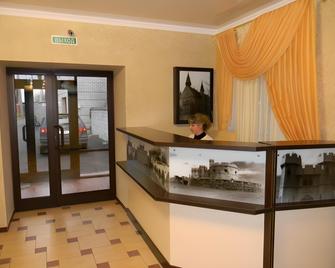 Praga - Barnaul - Front desk