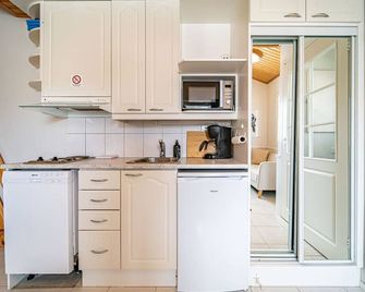 Starveil Studio 1601 by Aavalevi - 列維 - 廚房