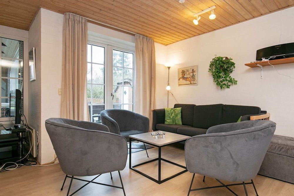 Cozy Holiday Home in Ulfborg near Sea – Ulfborg
