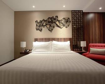 Grand Soll Marina Hotel - Tangerang City - Bedroom