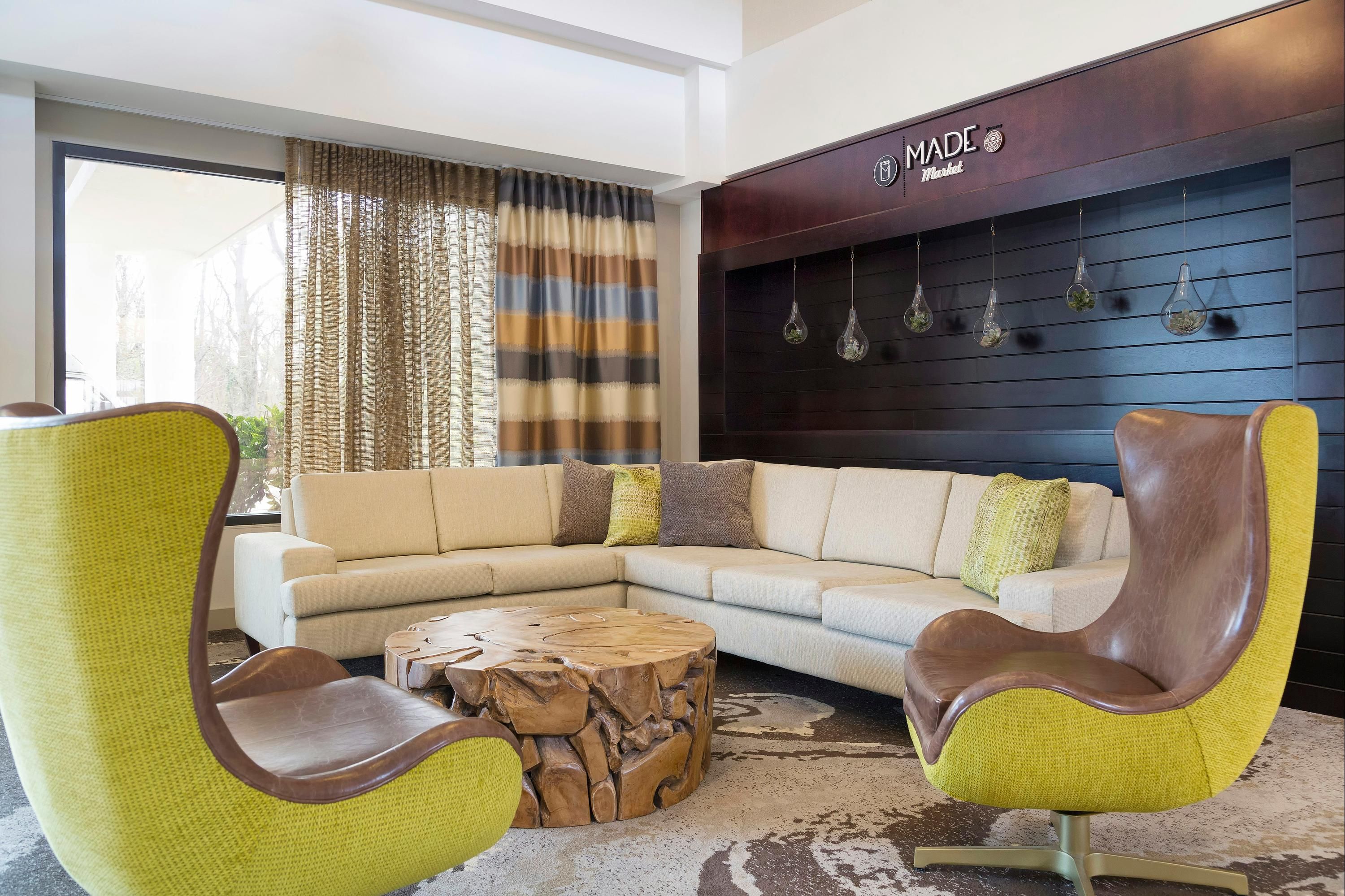 DoubleTree Suites by Hilton Hotel Nashville Airport - Nashville - Hall d’entrée