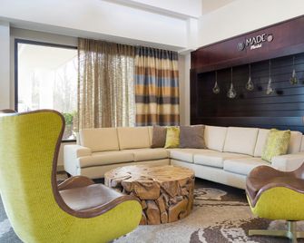 DoubleTree Suites by Hilton Hotel Nashville Airport - Nashville - Hall d’entrée