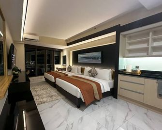 Kl Executive Greenbelt -Klx - Makati