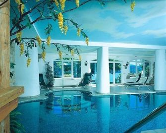 Hotel Des Alpes - Molveno - Pool