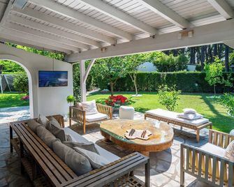 Sani Elite Villa in Halkidiki - Kassandreia - Patio