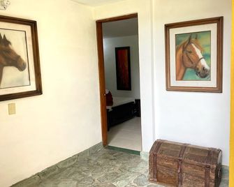 Finca Hotel La Ponderosa - Rionegro - Pasillo
