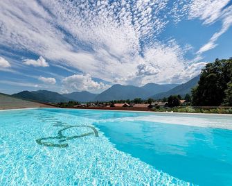 Hotel Bussi Baby - Bad Wiessee - Pool
