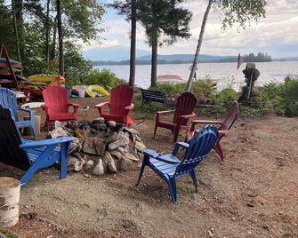 New listing, Sauna, 5-bedroom Lake House on Millinocket Lake,BSP, Paddle boards - Millinocket - Patio
