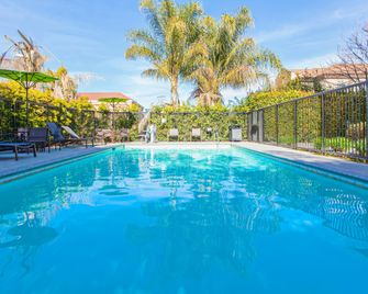 Hampton Inn & Suites Merced - Merced - Pool