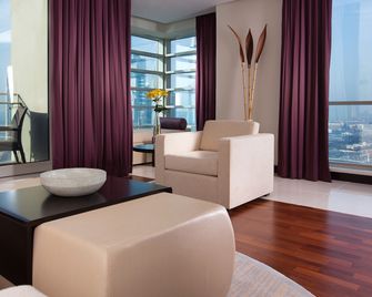 Pullman Dubai Jumeirah Lakes Towers - Hotel & Residence - Dubai - Huiskamer