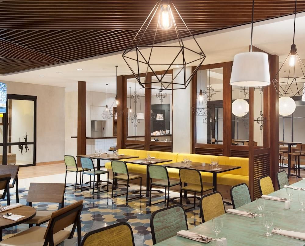 La Lucia Boutique Hotel by Prasanthi - Tanjung Pendan - Restaurant