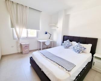 Seaside Elegance Retreat - Larnaca - Bedroom