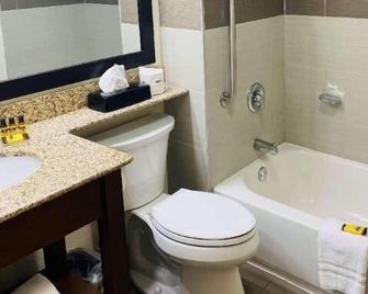 Hotel Concord Syracuse - East Syracuse - Bad