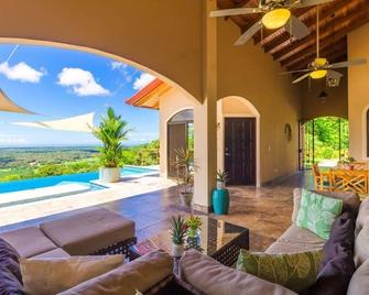 Panoramic Sunsets and Cano Island Views - Ciudad Cortés - Piscina