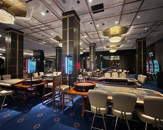 Ramada Plaza by Wyndham Batumi - Tbilisi - Restaurant