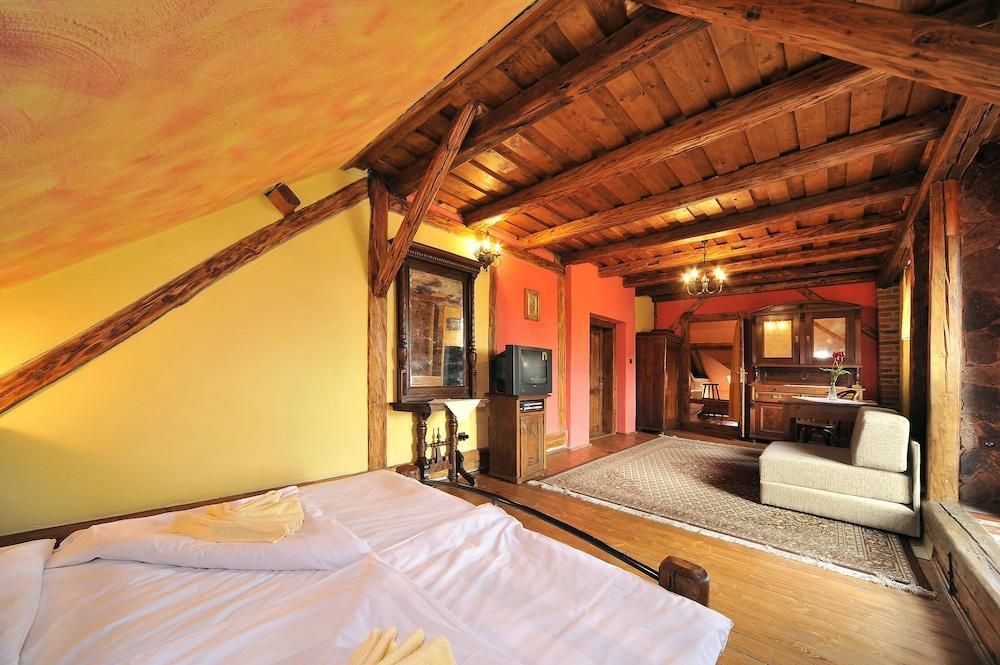 أبارتماني فيليدج