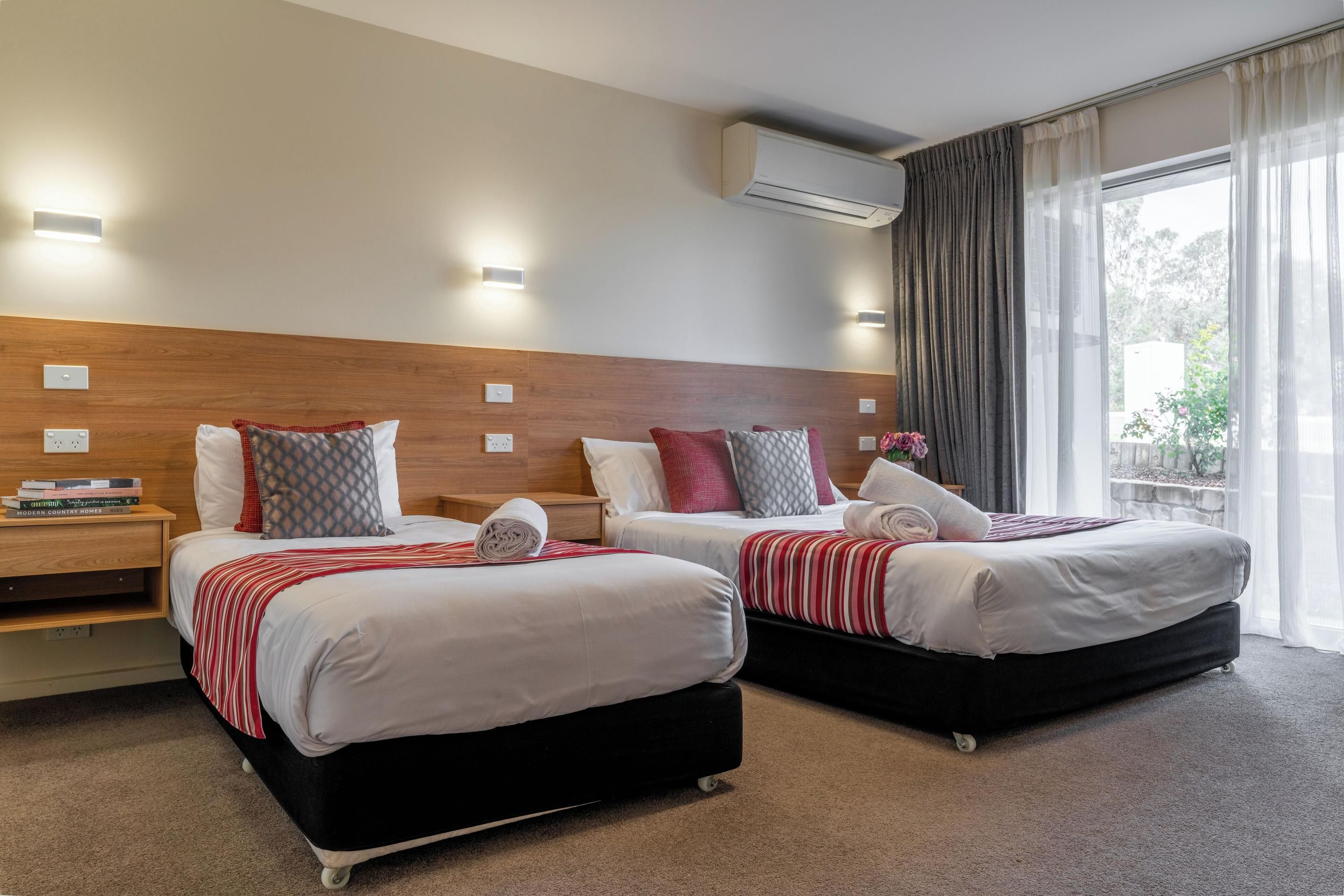 راينبو موتل كوينبييان