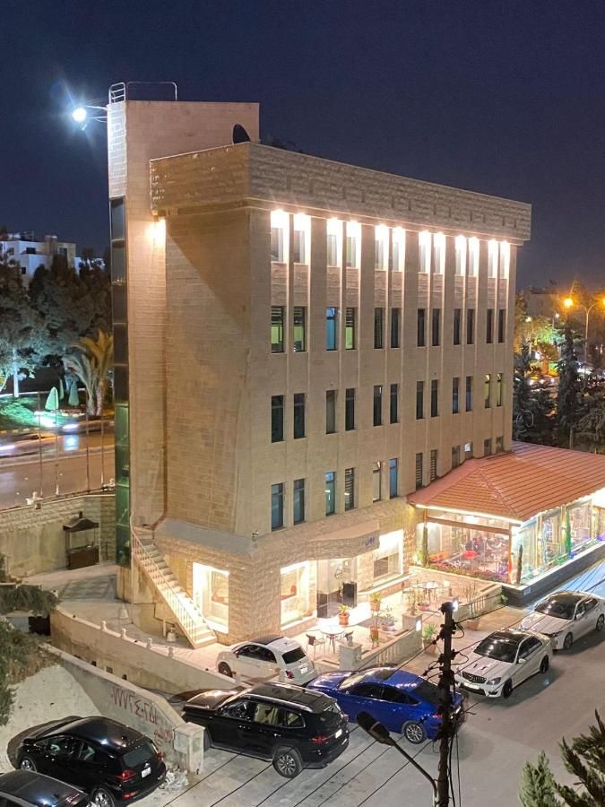 Rozana Hotel Suites