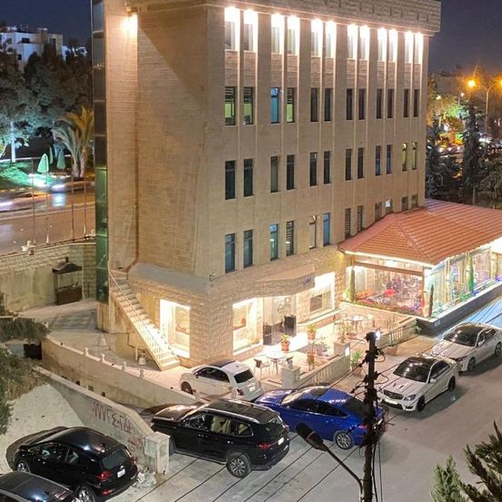 Rozana Hotel Suites image 1