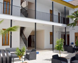 Apartamentos Casa-Patio Las Palmeras - Córdoba - Patio