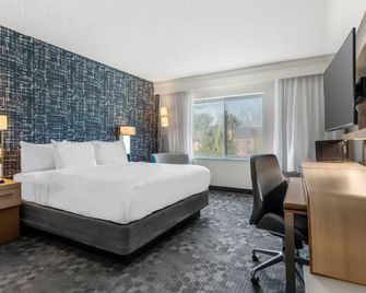 Comfort Inn & Suites Bethlehem Lehigh Valley Airport - Bethlehem - Slaapkamer