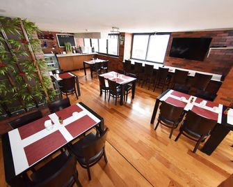 سنترو 19 هوتل - كويريتارو - مطعم