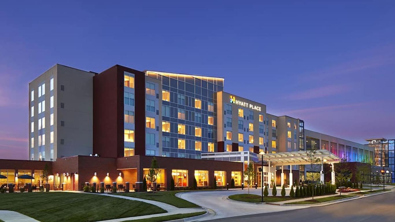 Hyatt Place Lansing - East