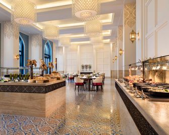 Al Najada Doha Hotel by Tivoli - Doha - Buffet